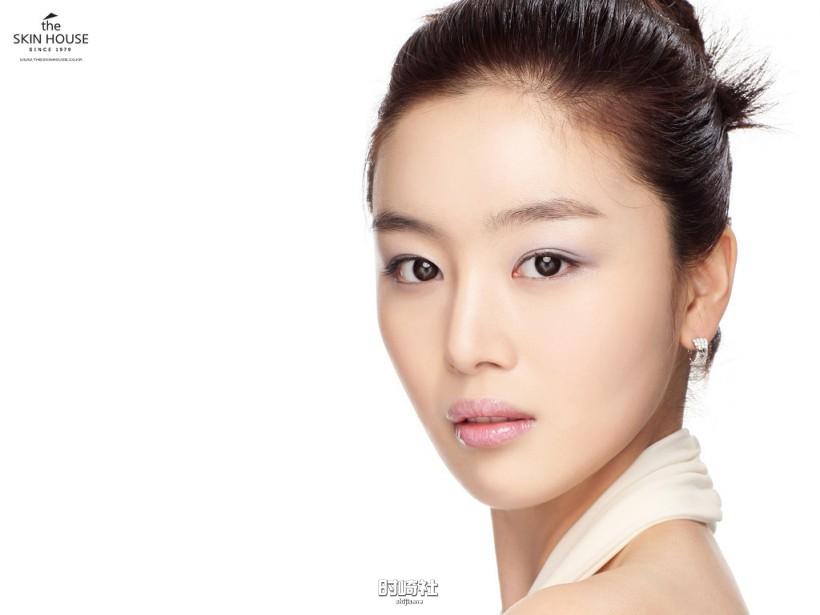 Sun-hwa Han韩善花隶属哪个女团成员？她凭借怎样时尚风格吸引眼球？